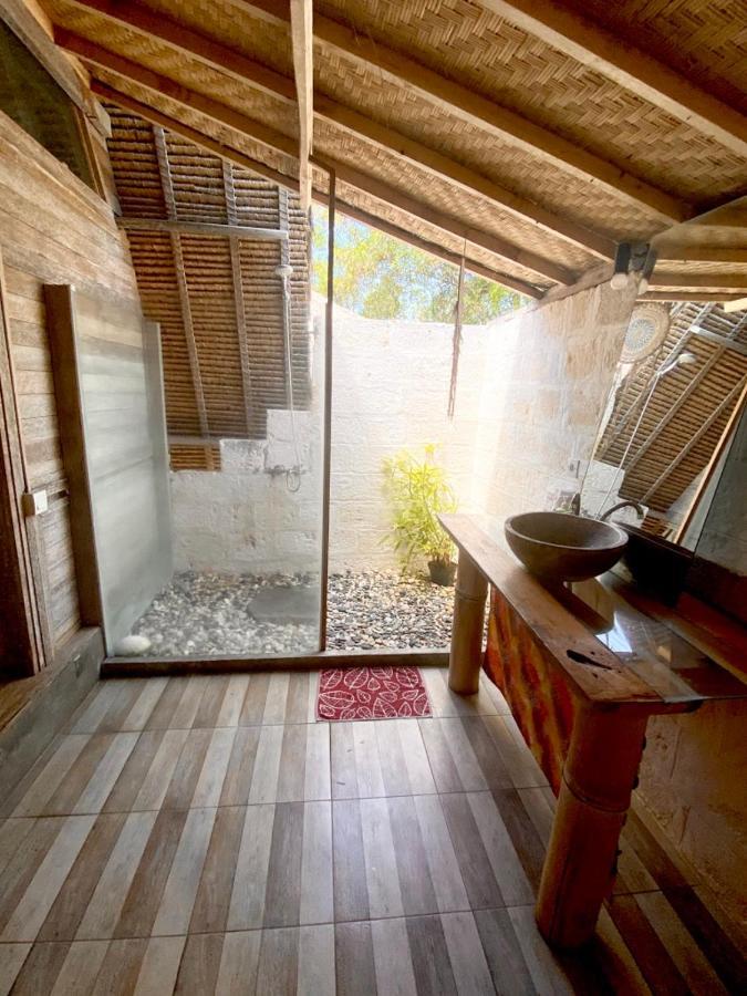 Vertical House Bali Uluwatu Buitenkant foto