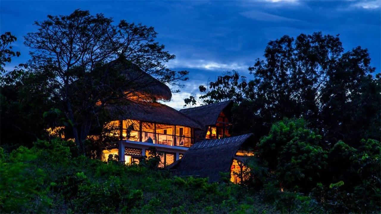Vertical House Bali Uluwatu Buitenkant foto