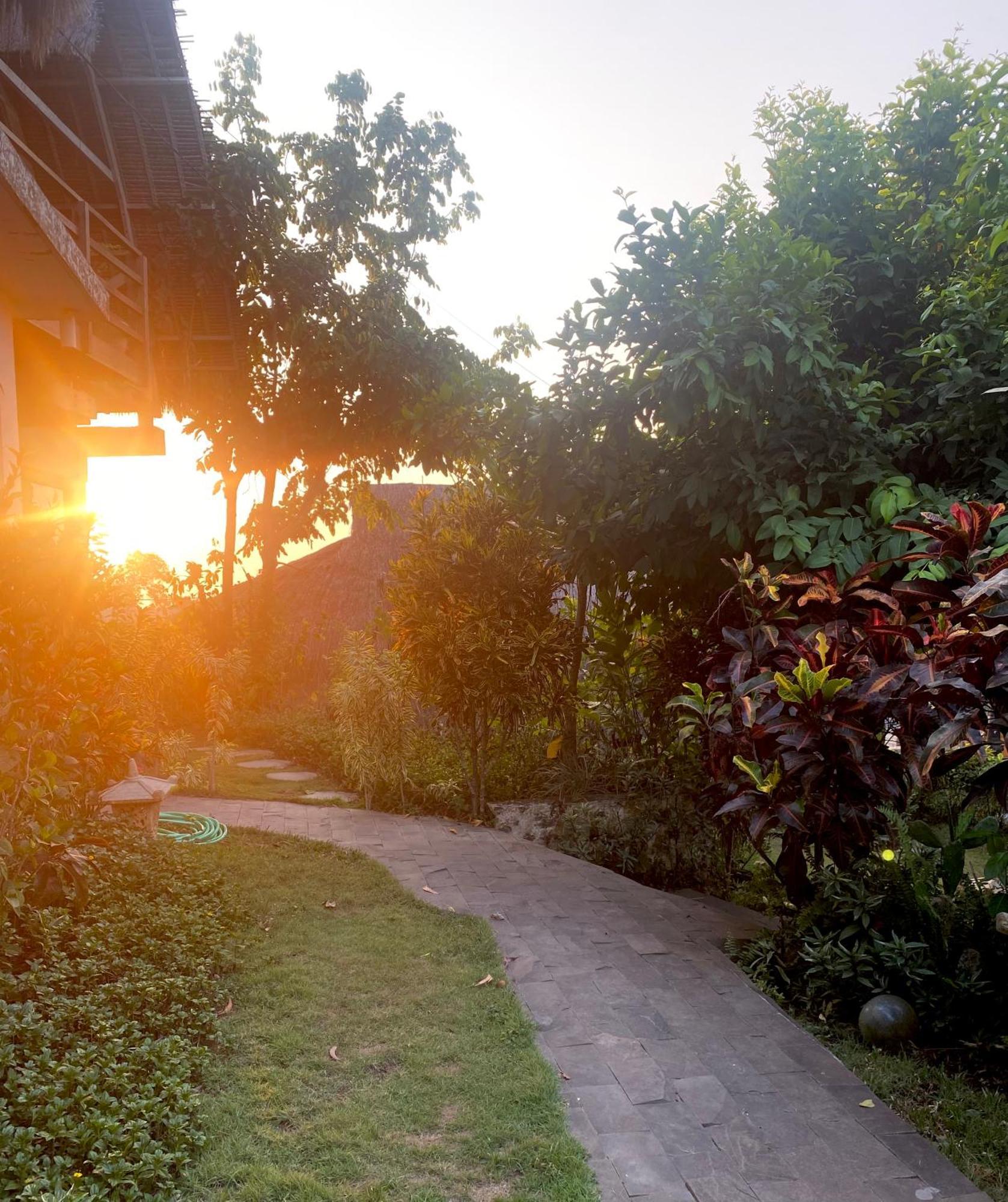 Vertical House Bali Uluwatu Buitenkant foto