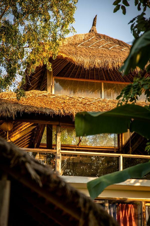 Vertical House Bali Villa Uluwatu Buitenkant foto